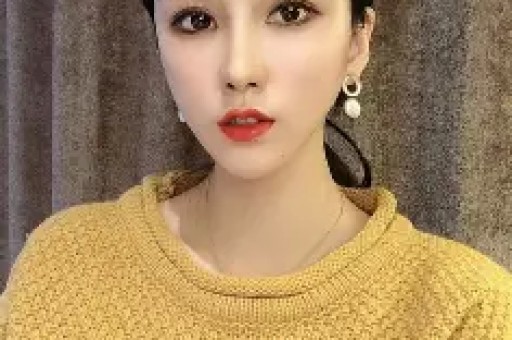 刚分手一周！八卦媒体爆料：维尼修斯在私人场所与数位女性聚会