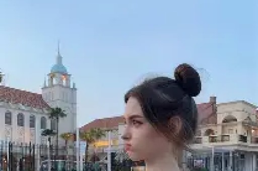 宋宁峰塌房：深情人设碎一地带娃出轨刷底线内娱渣男又添新名场面